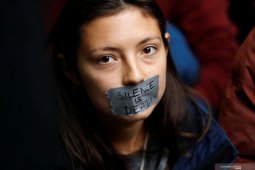 Polisi Belanda tahan 130 demonstran  kelompok Extinction Rebellion
