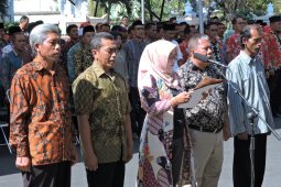 372 calon kades Situbondo deklarasi damai dan antipolitik uang