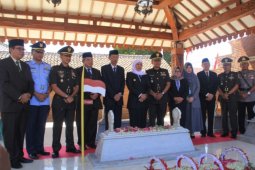 Khofifah berziarah ke makam Gubernur Soerjo di Kabupaten Magetan