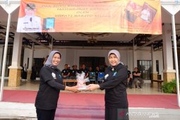 Regent Batola launches e-book application