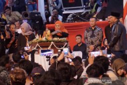 Ribuan orang hadiri pesta rakyat Hari Jadi ke-74 Jatim