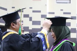 ULM rector provides up to IDR500 million for lecturer to be professor