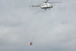 Helikopter "water bombing" didatangkan padamkan kebakaran hutan Gunung Arjuno