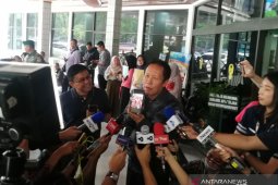 Jenguk Wiranto, Sutiyoso mengatakan sudah bisa guyon
