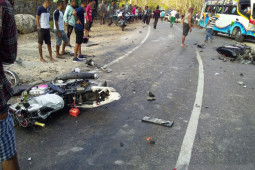 Tiga orang tewas dan empat luka-luka akibat kecelakaan lalulintas