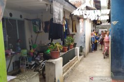 Densus 88 geledah rumah terduga teroris di Lengkong Kota Bandung