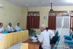 DLH Kabupaten Belitung minta truk pengangkut kaolin gunakan penutup