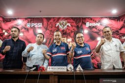Ponaryo Astaman dukung penuh enam stadion untuk Piala Dunia U-20