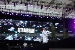 Siti Badriah batasi pekerjaan pasca menikah