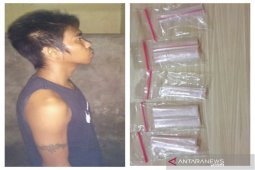 Seorang buruh simpan sabu di kolong rumah