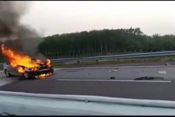Empat  meninggal kecelakaan maut di tol trans Sumatera