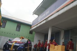 BRI Putussibau bagi - bagi hadiah salah satunya mobil