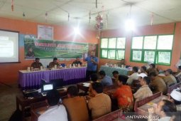 Puluhan perangkat Desa Arse mengikuti sosialisasi Jaksa Garda Desa
