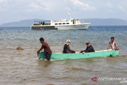 Bupati berjanji akan bangun BTS di Pulau Sembilan