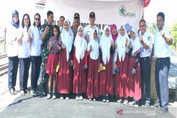 PT KAI Divre I Sumut sumbang "blind stick" untuk  tuna netra
