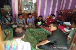 Empat pelajar korban tewas Tol Cipali dimakamkan di Batang