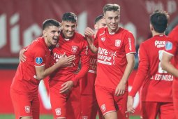 Klasemen Liga Belanda, Twente ambil alih puncak usai pecundangi Willem II 3-0