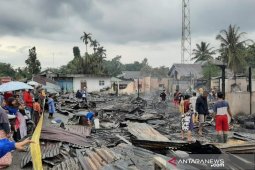 Pemerintah salurkan bantuan bagi korban kebakaran di Paya Bakong, Aceh Utara