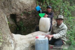 Warga empat desa di Naringgul Cianjur berharap bantuan air bersih