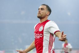 Liga Inggris: Chelsea berminat datangkan bek kiri Ajax