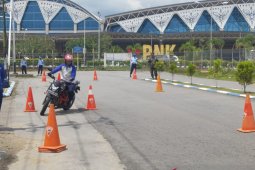 200 Prajurit TNI AU Lanud Supadio ikuti edukasi safety riding Astra Motor