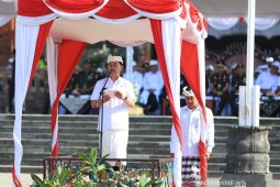 Bupati Suwirta ajak pemuda wujudkan mimpi yang terpendam