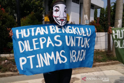 Aktivis surati KLHK soal "kejanggalan" pelepasan hutan Bengkulu