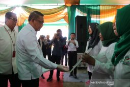 Lama orang sekolah di Kalbar 7,2 tahun