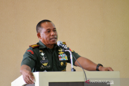 Danrem Arnold ajak legislator cegah radikalisme
