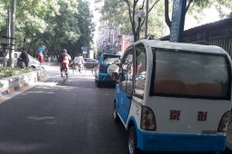 China segera ganti 20.000 taksi lama dengan mobil listrik