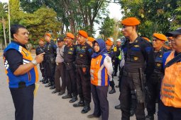KAI tertibkan bangunan liar di Stasiun Madiun