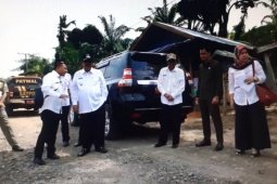 Bupati Paser Tinjau Proyek Jalan dan Puskesmas