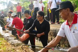 "Gertak Badung Bersih" sasar aliran sungai pedesaan di Mengwi-Badung