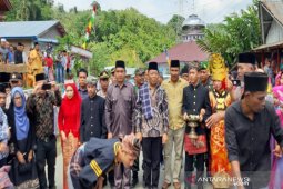 Tapal batas dua kecamatan ditetapkan, warga adakan syukuran