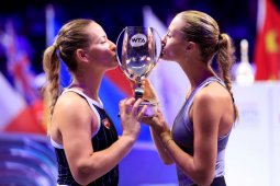 Mladenovic dan Babos kembali menangi ganda putri