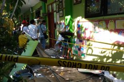 Polresta Pasuruan periksa empat orang saksi kasus sekolah ambruk (Video)