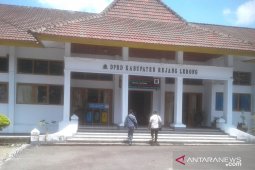 Bupati Rejang Lebong kritik kinerja anggota DPRD