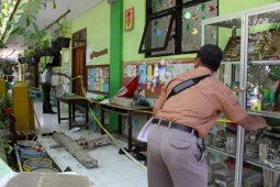 Atap sekolah ambruk, LPA Pasuruan ajak orang tua kembalikan psikologi anak