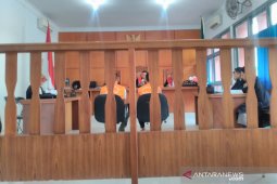 Terdakwa penjualan trenggiling ditegur Majelis Hakim