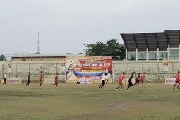 Para juara kabupaten/kota berlaga di festival sepakbola "Paman Birin Cup"
