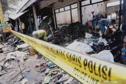 Pasar Ngunut terbakar, ratusan pedagang akan direlokasi