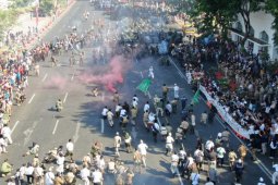 Parade Surabaya Juang semarak, Risma ajak warga jaga persatuan