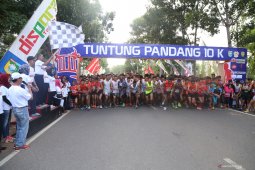 Ribuan peserta  ramaikan Tuntung Pandang 10K