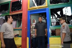Labfor  cek Aula SPN Polda Kalsel yang terbakar