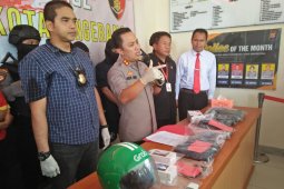 Perampok swalayan mini ditembak polisi