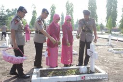 350 Brimob Kalsel masih di Papua