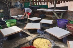 Pengusaha tahu Aceh Timur pilih gunakan kedelai impor