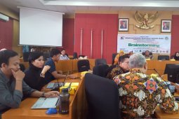 Walhi  duga kematian massal ikan di Limapuluh Kota dipicu limbah tambang