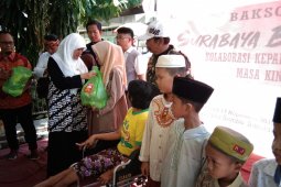 Puluhan komunitas baksos di Rusunawa Sumbo Surabaya