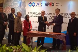 JFX, APEX agree exchange of stocks information
